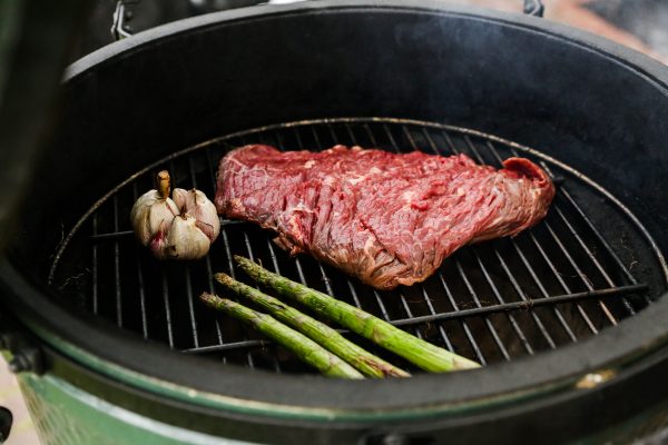 bavette bereiden op de barbecue