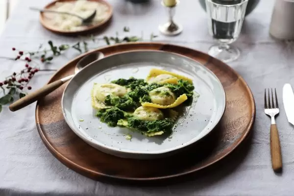 Baambrugs Big ravioli met savooiekool