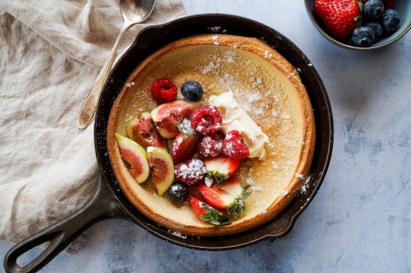 Dutch baby pancake met fruit