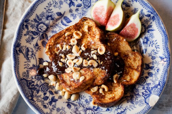 Pain perdu van brioche met hazelnoten en chocolade